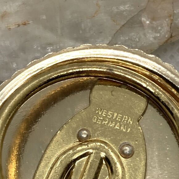 Vintage Western Germany Gold Tone‎ Light Pink Iridescent Star Scarf Clip - Picture 6 of 9